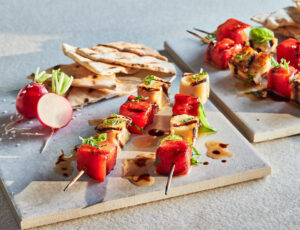 recette-brochettes-melon-deau-halloumi-erable-1200x900
